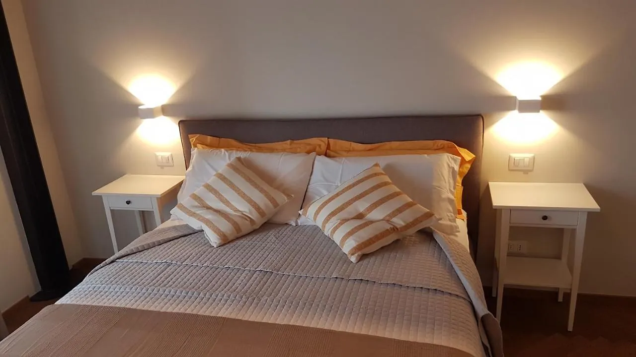 Mincio Apartment - Residenza Puoti Peschiera del Garda