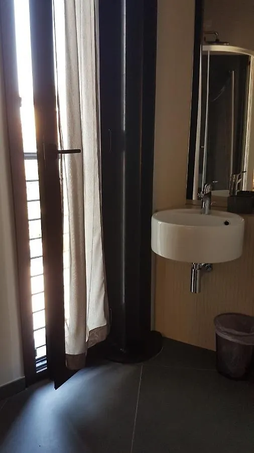 Mincio Apartment - Residenza Puoti Peschiera del Garda 0*,