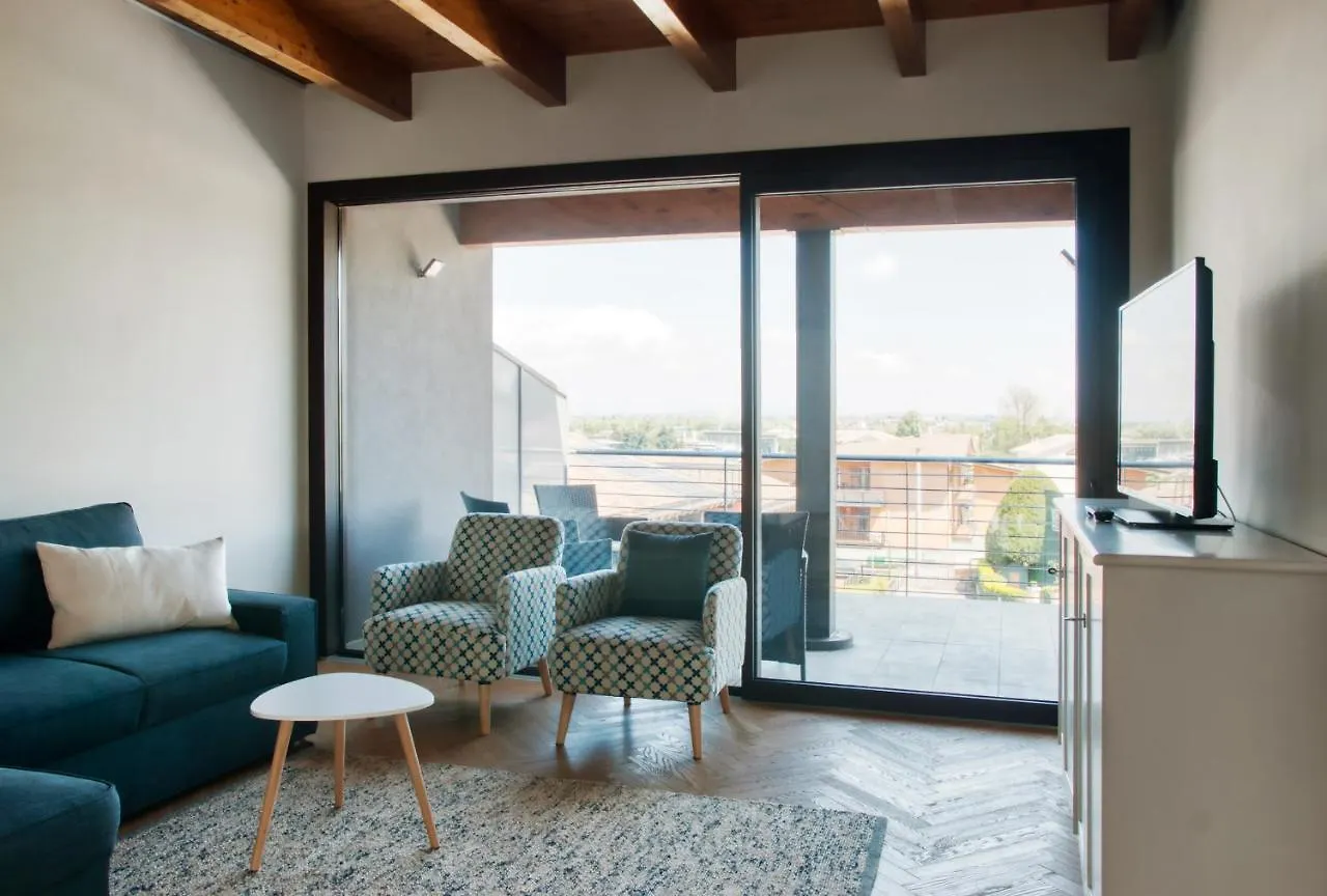 Mincio Apartment - Residenza Puoti Peschiera del Garda Italien