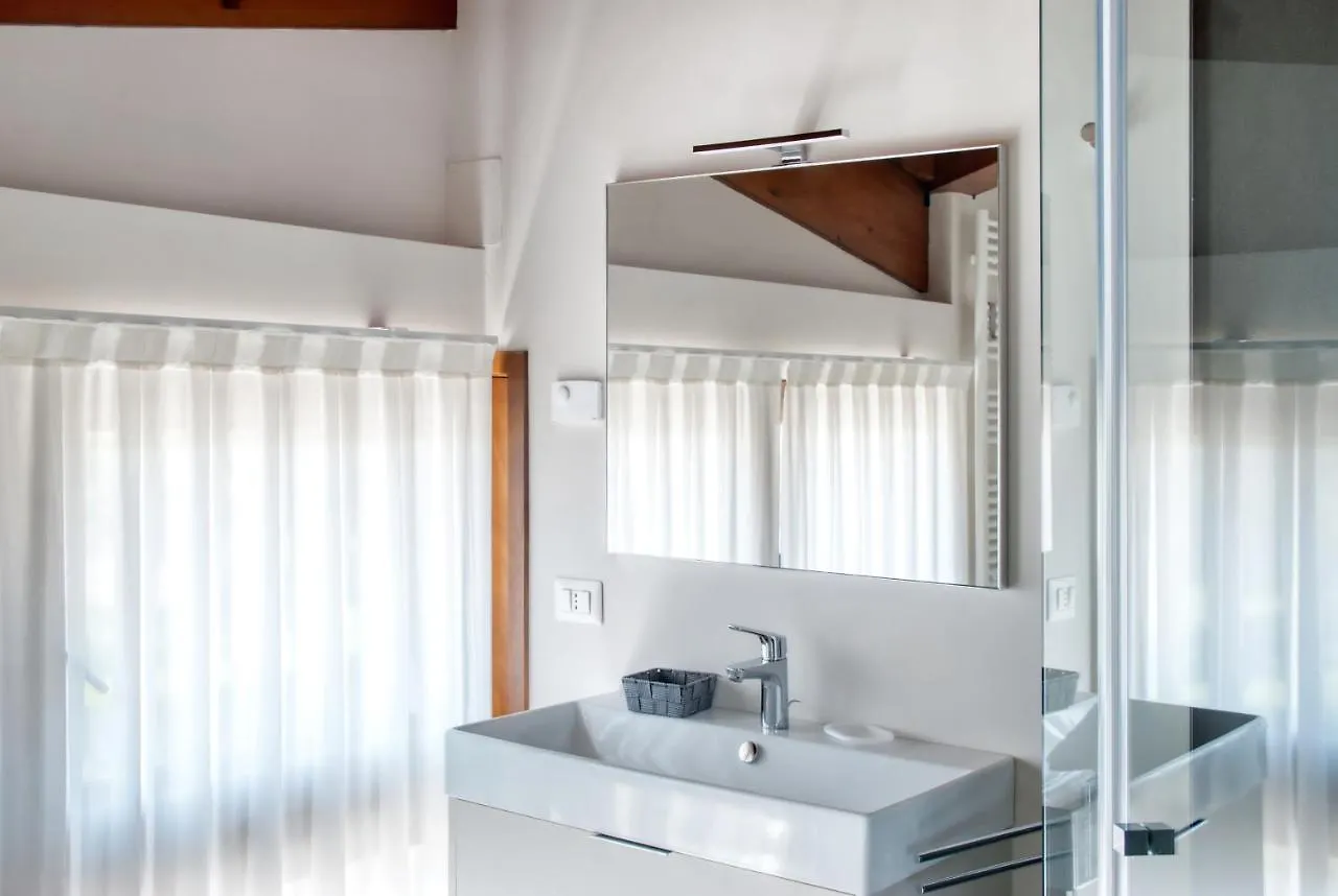 Mincio Apartment - Residenza Puoti Peschiera del Garda 0*,  Italien